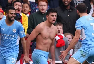 Manchester City venció 2-1 al Arsenal con gol de Rodri en el descuento