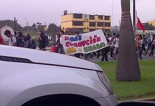 Estudiantes de la Universidad Agraria marchan contra el rector