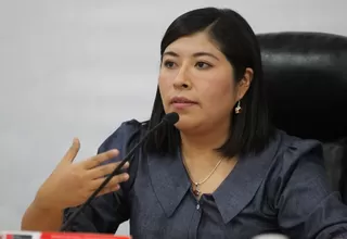 Fiscalía denuncia a Betssy Chávez por presunto enriquecimiento ilícito