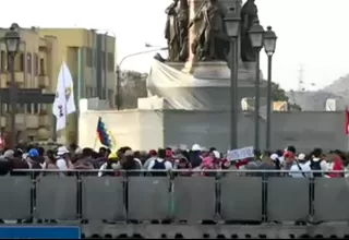 Manifestantes se reúnen en la avenida Alfonso Ugarte