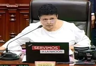 Martha Moyano llama la atención a Sigrid Bazán y Rosselli Amuruz en debate de elecciones complementarias