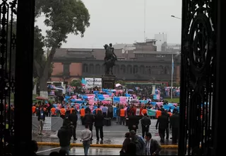 ‘Con mis hijos no te metas’: Congresista Rosas gestionó ingreso de manifestantes a Plaza Bolívar