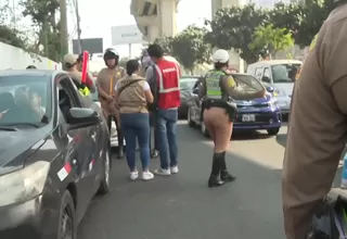 Operativo policial contra taxis colectivos en Óvalo Zárate