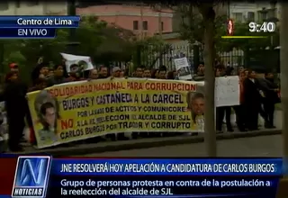 Protestan contra Carlos Burgos frente al Jurado Nacional de Elecciones