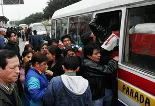 Urresti pidió a autoridades de Lima y Callao dialogar para resolver problema de transporte
