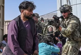Soldados de EE. UU. matan a dos hombres armados en aeropuerto de Kabul