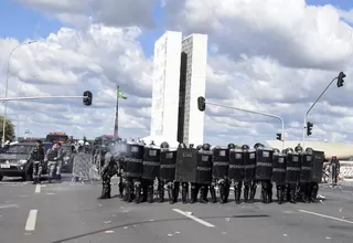 Brasil: atacan ministerio con bombas molotov en protesta contra Temer