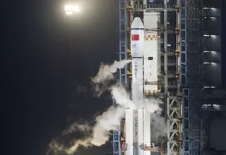 China lanza al espacio su primera nave de aprovisionamiento