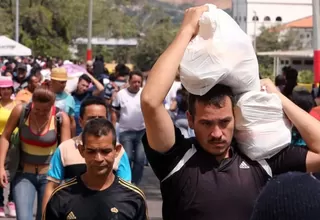 Ecuador habilita 35 buses para trasladar a venezolanos al Perú