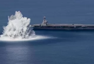 EE. UU. probó la resistencia de un buque de guerra con megaexplosiones