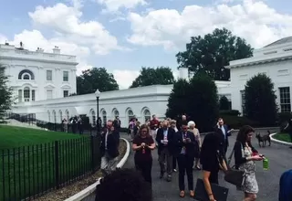 Evacuan sala de prensa de Casa Blanca durante reunión cotidiana