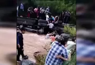 Huánuco: bus interprovincial cayó al río Huallaga con 50 pasajeros