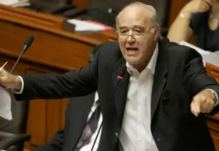 AFP: García Belaúnde afirmó que hay “tráfico de influencias” en el Ejecutivo
