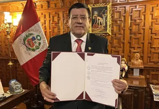 Alejandro Soto firmó autógrafa para que trabajadores dispongan del 100 % de la CTS