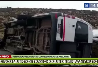 Arequipa: Al menos 5 muertos tras choque de minivan con automóvil