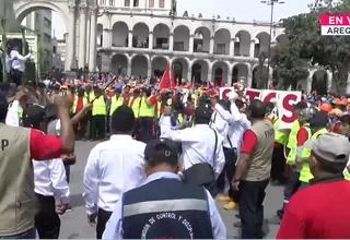 Arequipa: Trabajadores de construcción civil marchan para exigir mejoras laborales