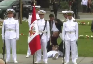 Cadete de la Marina se desmayó durante ceremonia por el Día de las Fuerzas Armadas