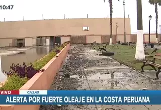 Callao: Plaza Grau terminó afectada por el fuerte oleaje