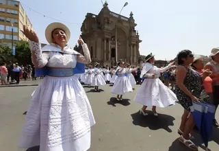 Lanzan Carnaval Ayacuchano 2020 con colorido pasacalle por las calles de Lima