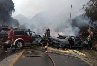 Choque múltiple provocó explosión e incendio en la Carretera Central