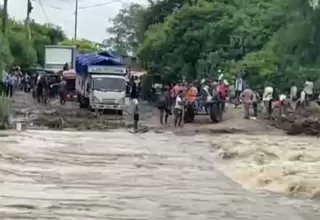 Chulucanas: Pobladores arriesgan sus vidas al cruzar río Yapatera por badén inundado