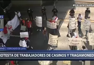 Trabajadores de casinos y tragamonedas bloquean la Vía Expresa en protesta por restricciones del Gobierno