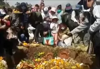 Cusco: con pago a la tierra se celebró el nuevo año agrícola
