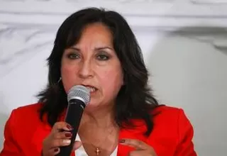 Defensoría exhorta a Perú Libre a evitar el acoso político hacia Dina Boluarte y Betssy Chávez