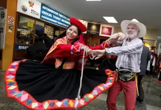 Día Internacional del Turismo: con danzas típicas se recibió a viajeros 