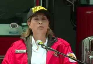Dina Boluarte: Presidenta participó en entrega de vehículos y equipos para los bomberos