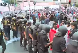 Enfrentamientos entre manifestantes y la policía en el Centro de Lima