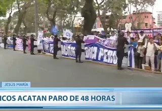 Federación Médica Peruana inició paro de 48 horas