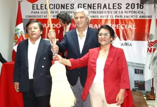 Fernando Olivera: JEE inscribe fórmula presidencial de Frente Esperanza