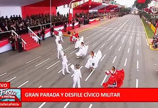 Fiestas Patrias: cadetes del Ejército bailaron una marinera norteña