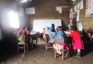 Gobierno Regional de Huánuco se compromete a ayudar a precario colegio rural