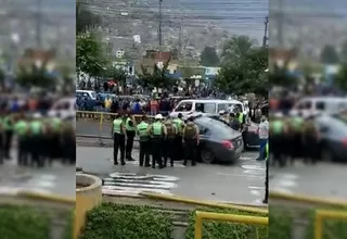 Independencia: Patrullero y minivan se chocaron cerca a estación del Metropolitano