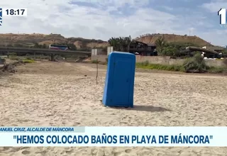 Instalan baños químicos en playa de Máncora