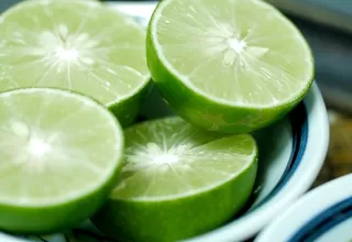 Limón: Alimentos alternativos que contienen vitamina C