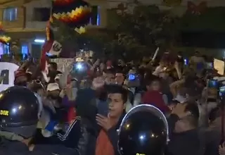 Manifestación en exteriores de Diroes donde permanece Pedro Castillo