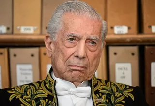 Mario Vargas Llosa fue hospitalizado por Covid-19 en España 
