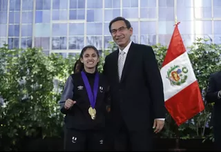Martín Vizcarra condecoró a Neuhaus y medallistas peruanos de Parapanamericanos Lima 2019
