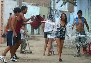 Ministerio de Agricultura insta a ciudadanos a no malgastar agua en carnavales