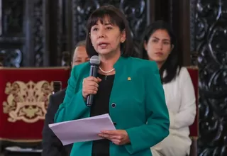Ministra de la Mujer, Nancy Tolentino quedó atrapada en ascensor