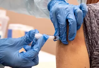Minsa: Vacunación contra la COVID-19 a personas de 23 y 24 años inicia hoy