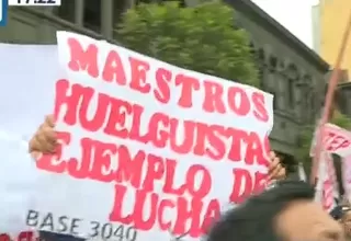 Profesores del Sutep protestan frente al Congreso