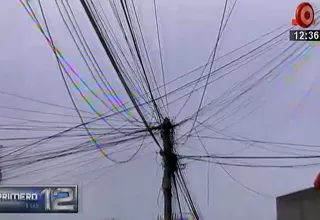 Pueblo Libre: peligrosa maraña de cables en jirón Coraceros
