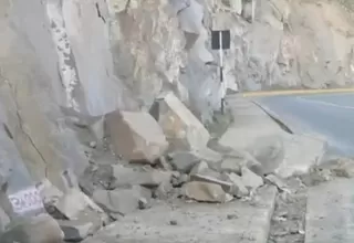 Reportan caída de rocas en la vía Pasamayito