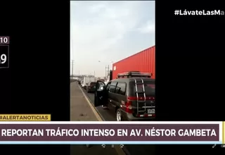 Callao: Reportan congestión vehicular en la avenida Néstor Gambetta