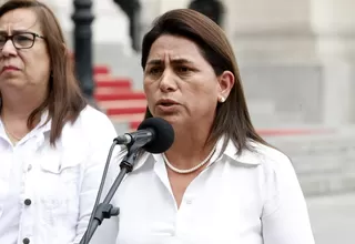 Rosa Gutiérrez: Se recogen firmas para presentar moción de censura contra ministra de Salud