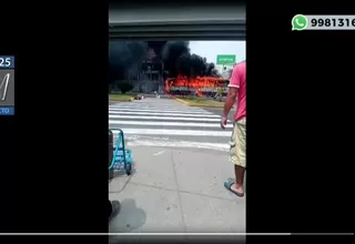 San Juan de Lurigancho: Bus del Corredor Morado se incendió en avenida Próceres de Independencia